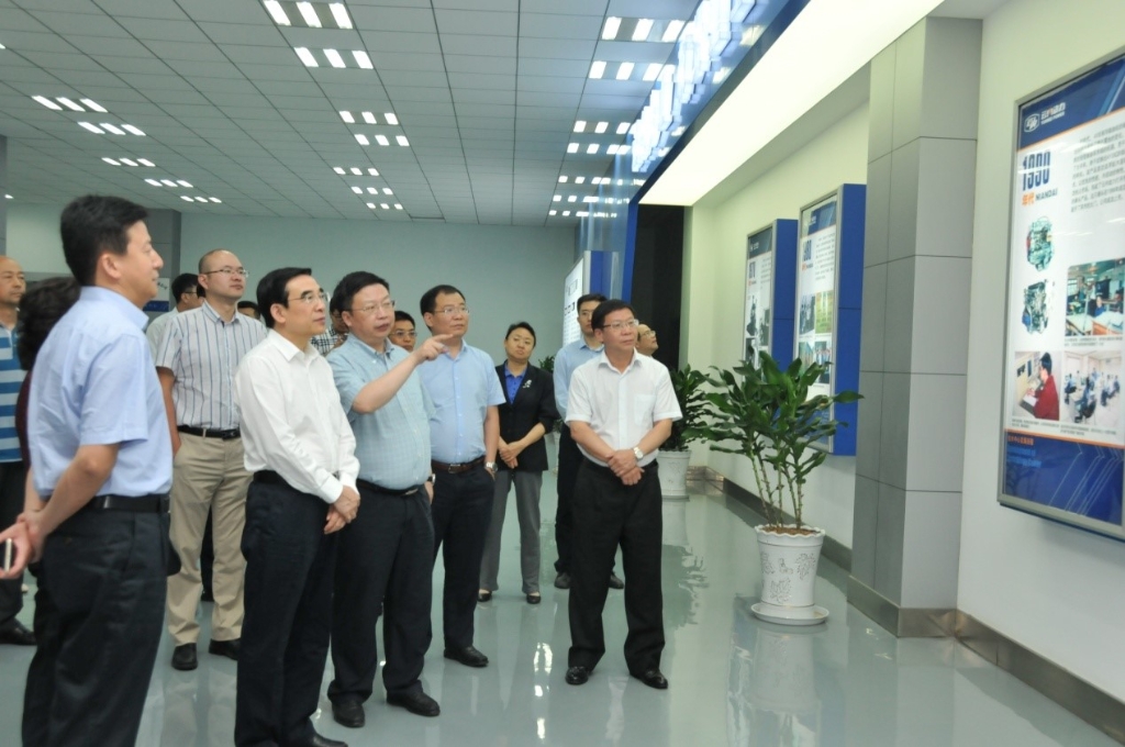 ����Ժ�����о����� �����������˳һ�е��н���������