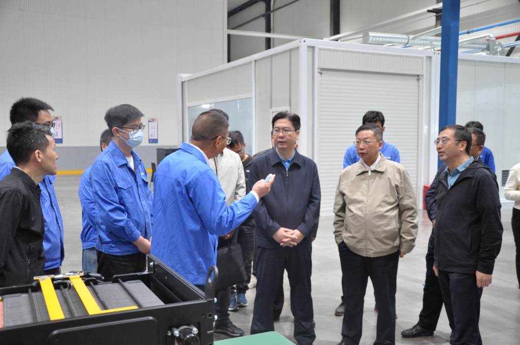 ���������ܡ����ܵ���ɫ��Դ��ҵ�����鵽���Ͻ����������������޹�˾��չ����